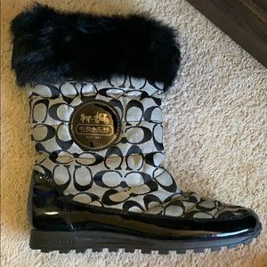 Coach winter boots